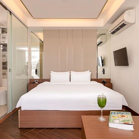 Riverside Hotel В'єнтьян Екстер'єр фото