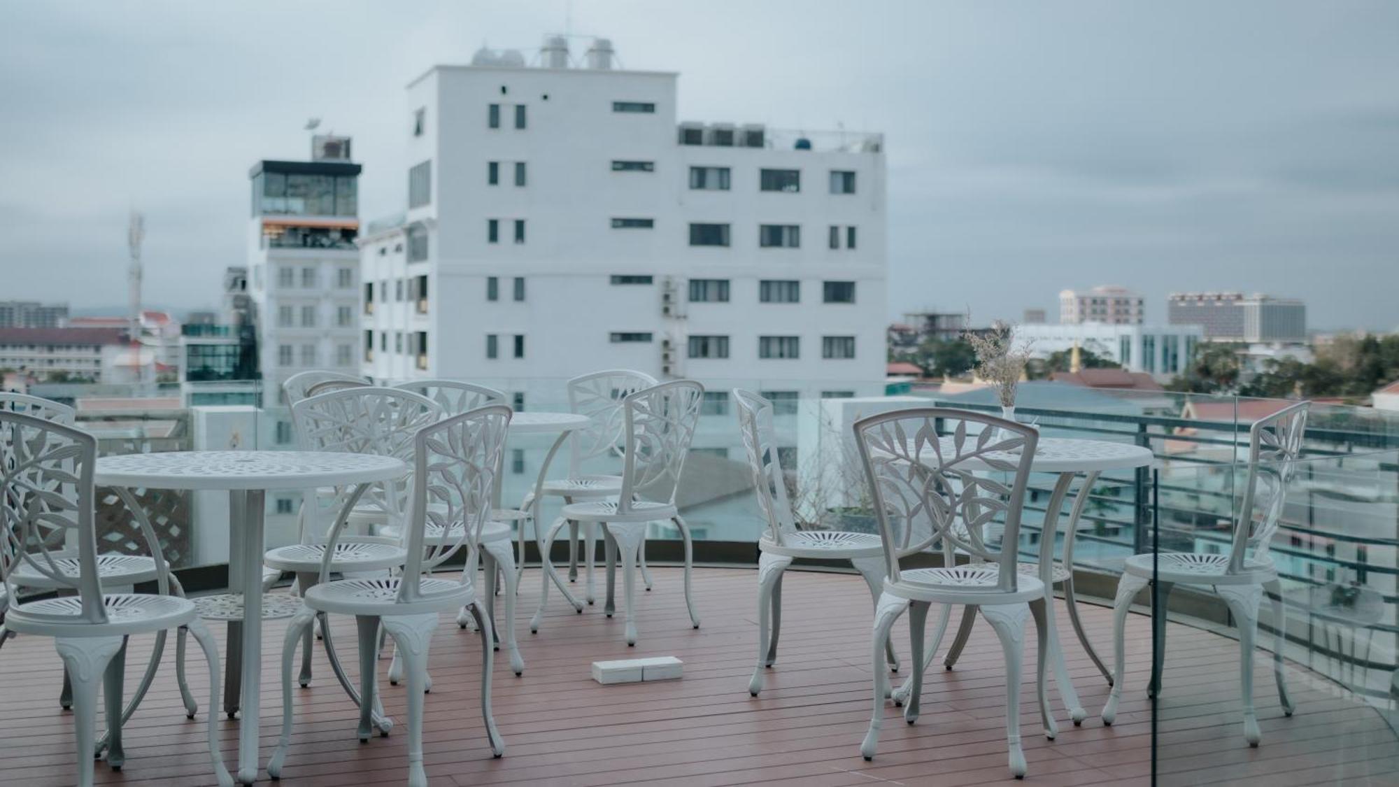 Riverside Hotel В'єнтьян Екстер'єр фото