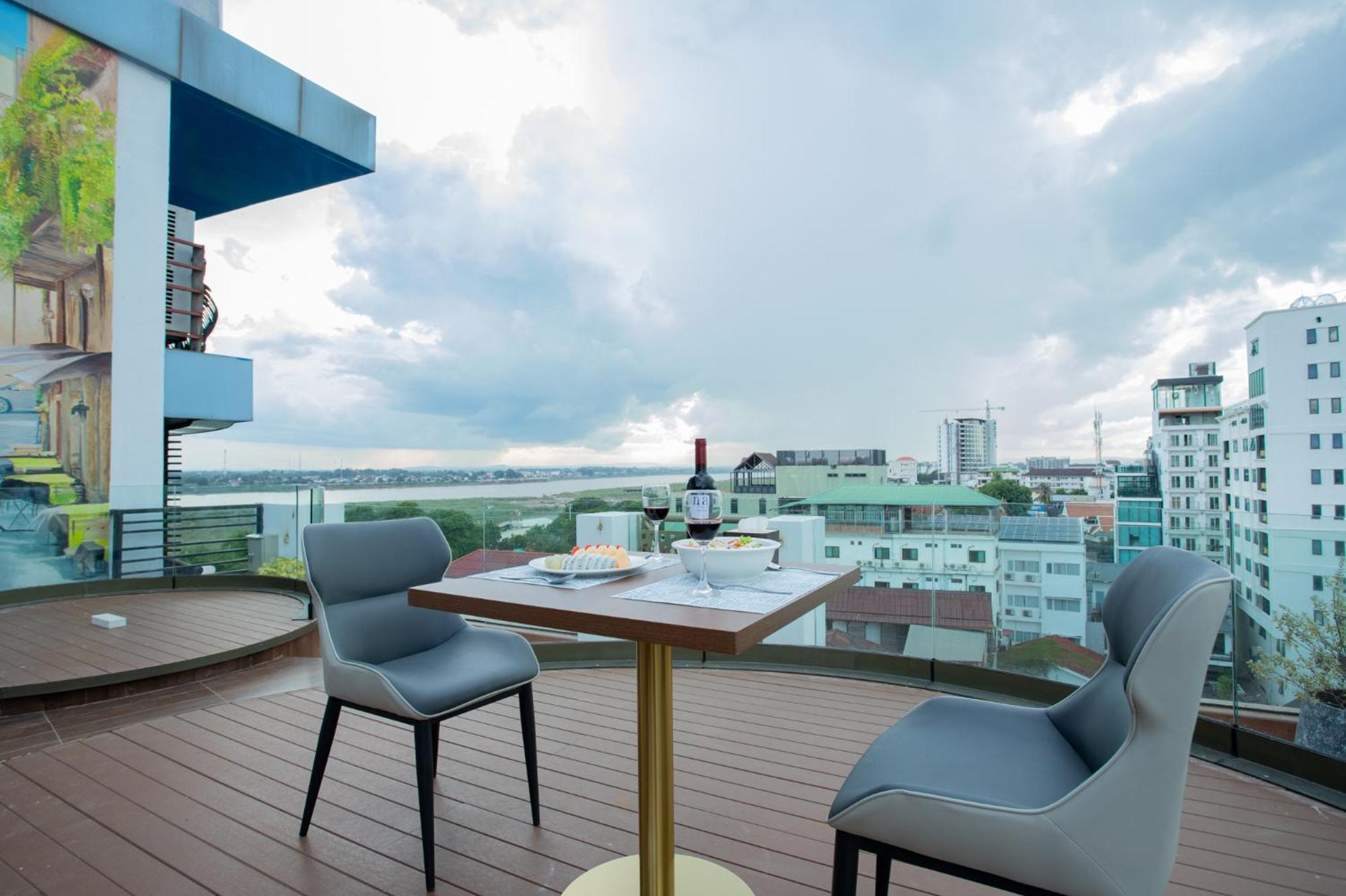 Riverside Hotel В'єнтьян Екстер'єр фото