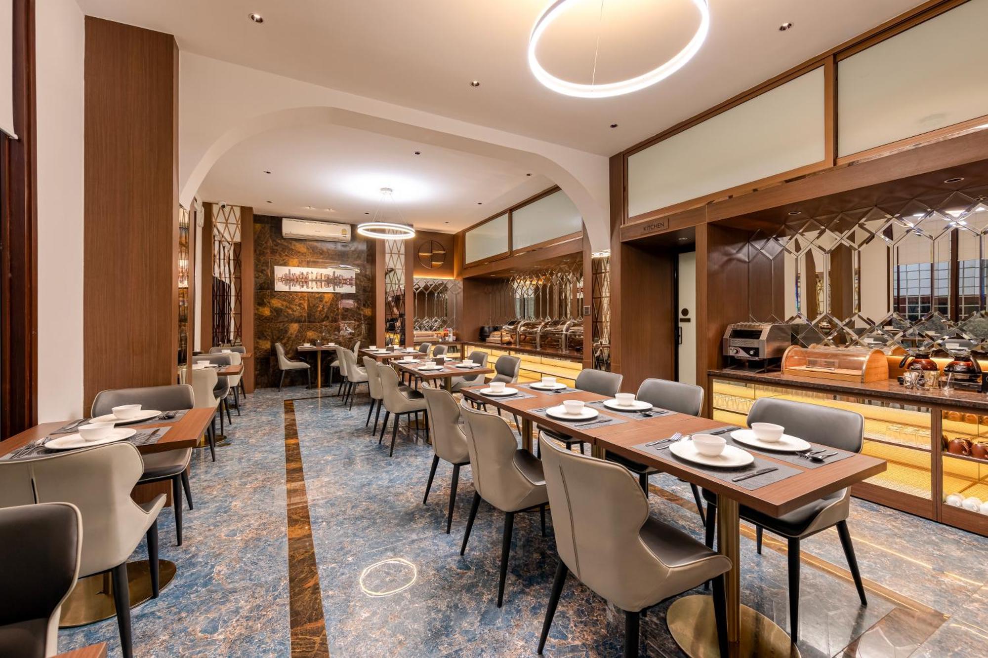 Riverside Hotel В'єнтьян Екстер'єр фото