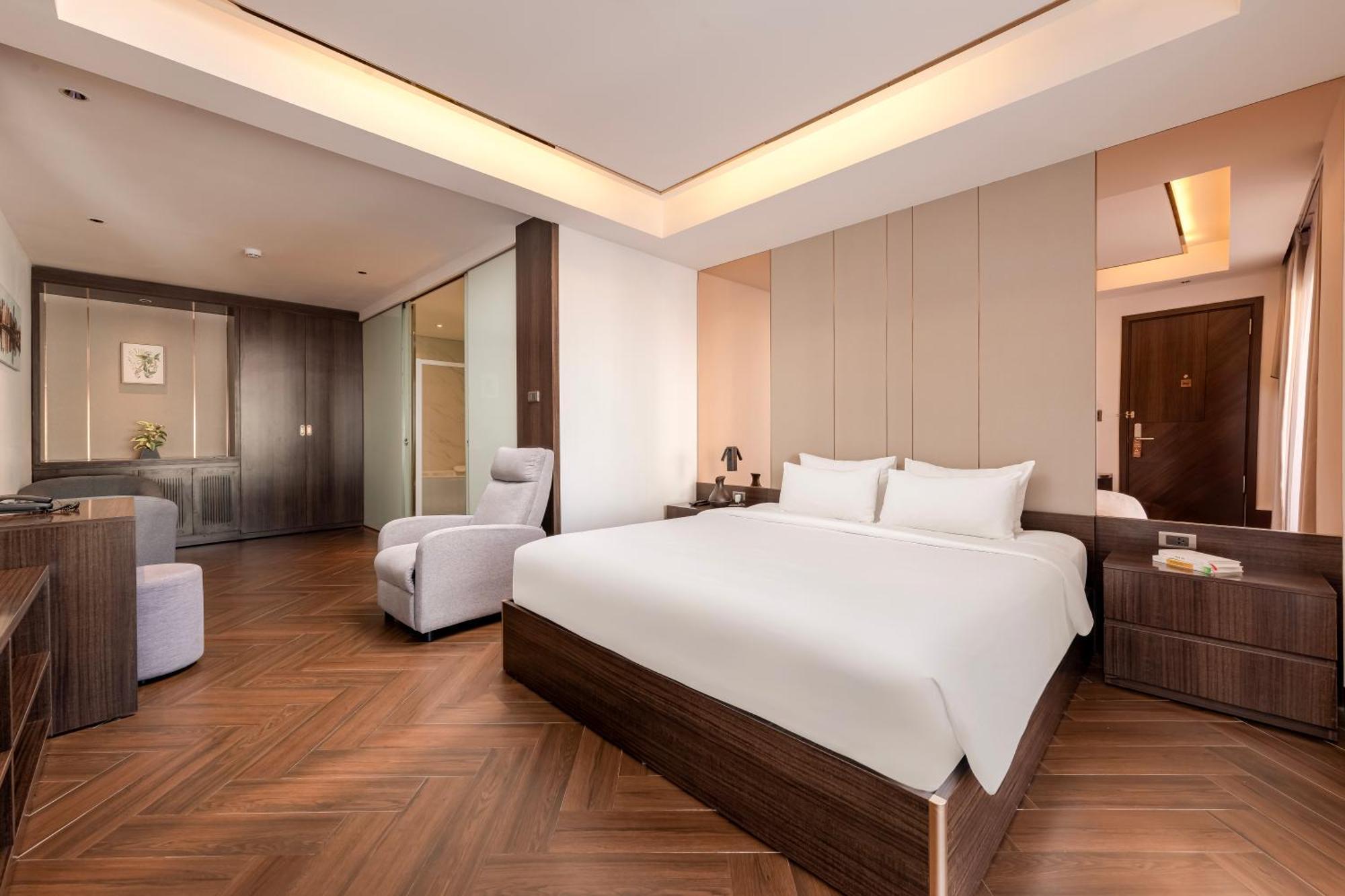 Riverside Hotel В'єнтьян Екстер'єр фото